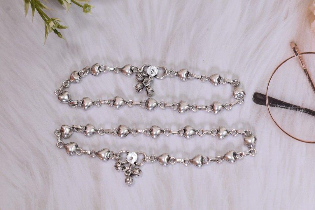 Trendy Heart Sequence Silver Anklets - Shop premium silver designer anklets in affordable price, elegant anklets for women, affordable silver jewellery.